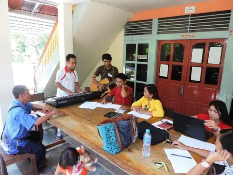 Dayak Ahe team creates Ahe songs